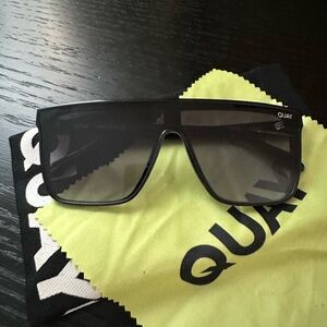 🕶️ QUAY NIGHTFALL SUNGLASSES